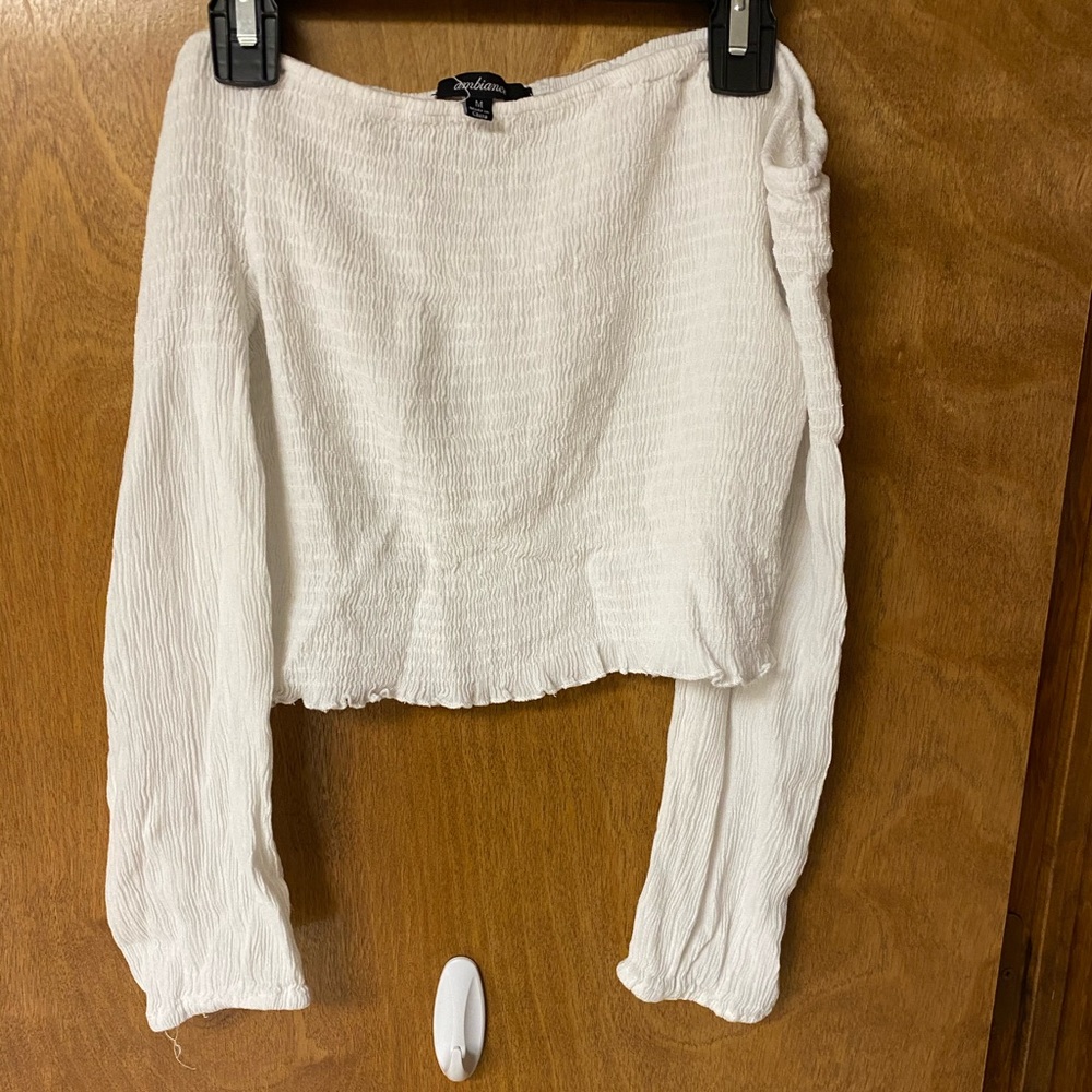 white no shoulder long sleeve crop top